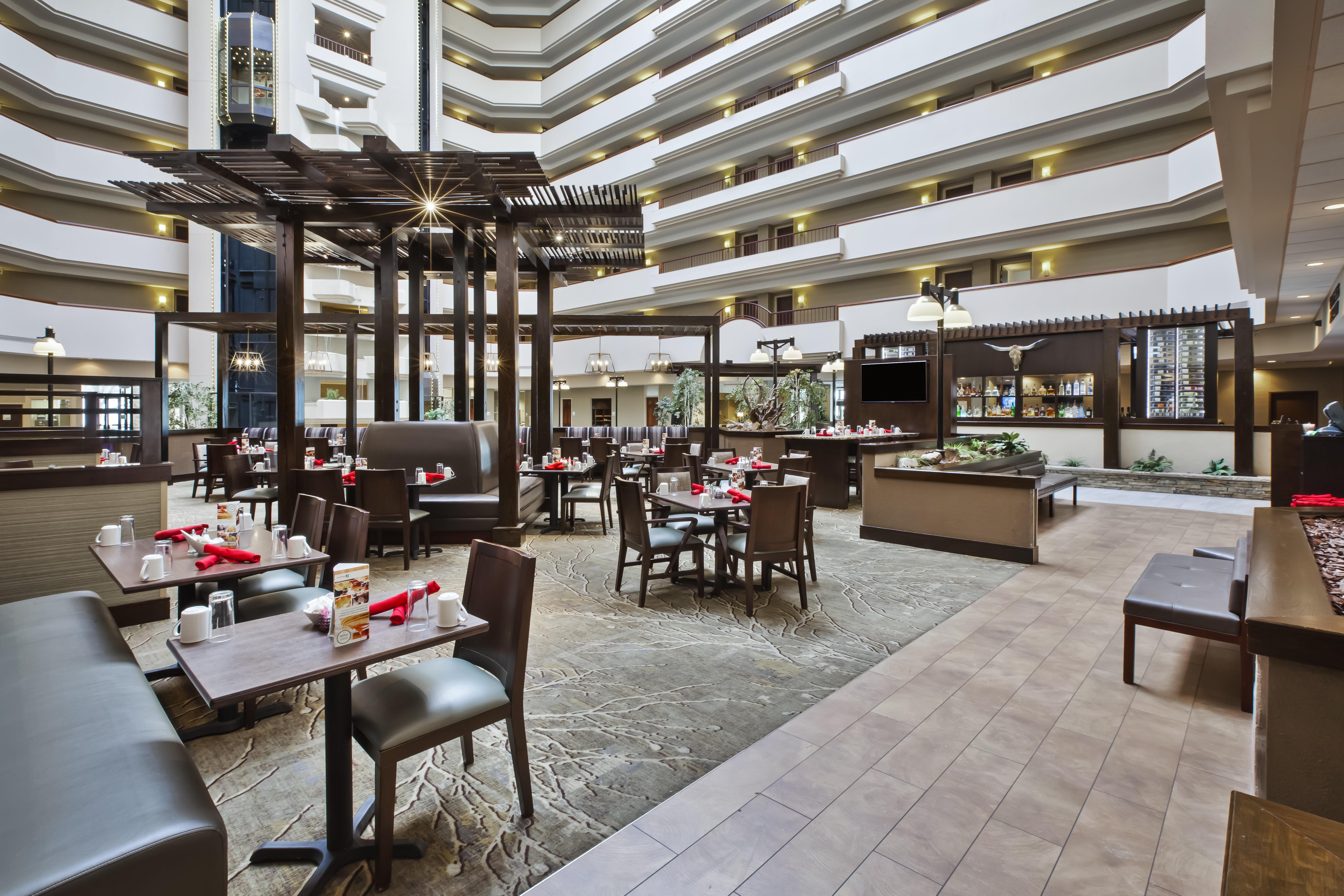 Doubletree By Hilton Rapid City Downtown Convention Center Eksteriør bilde