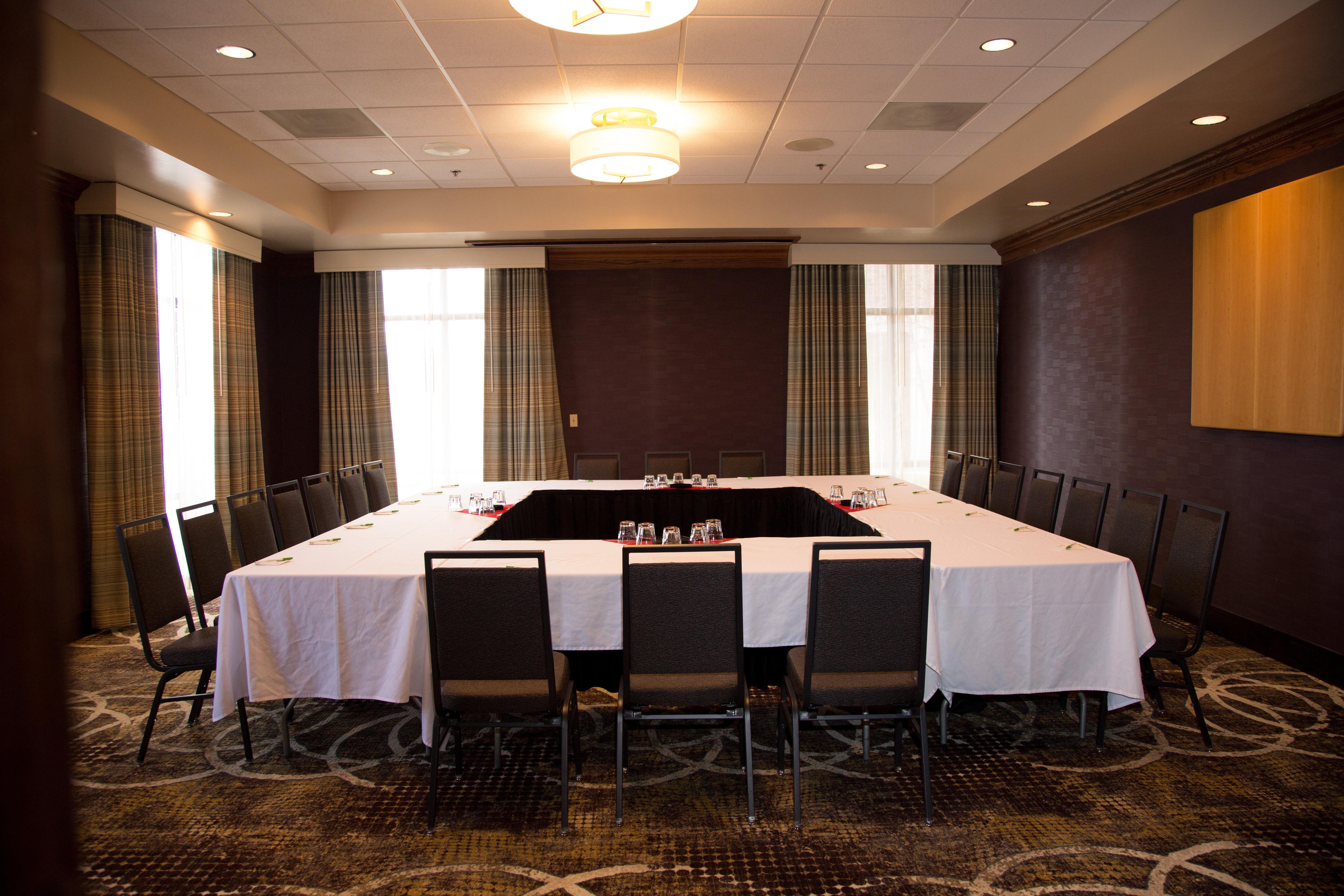 Doubletree By Hilton Rapid City Downtown Convention Center Eksteriør bilde