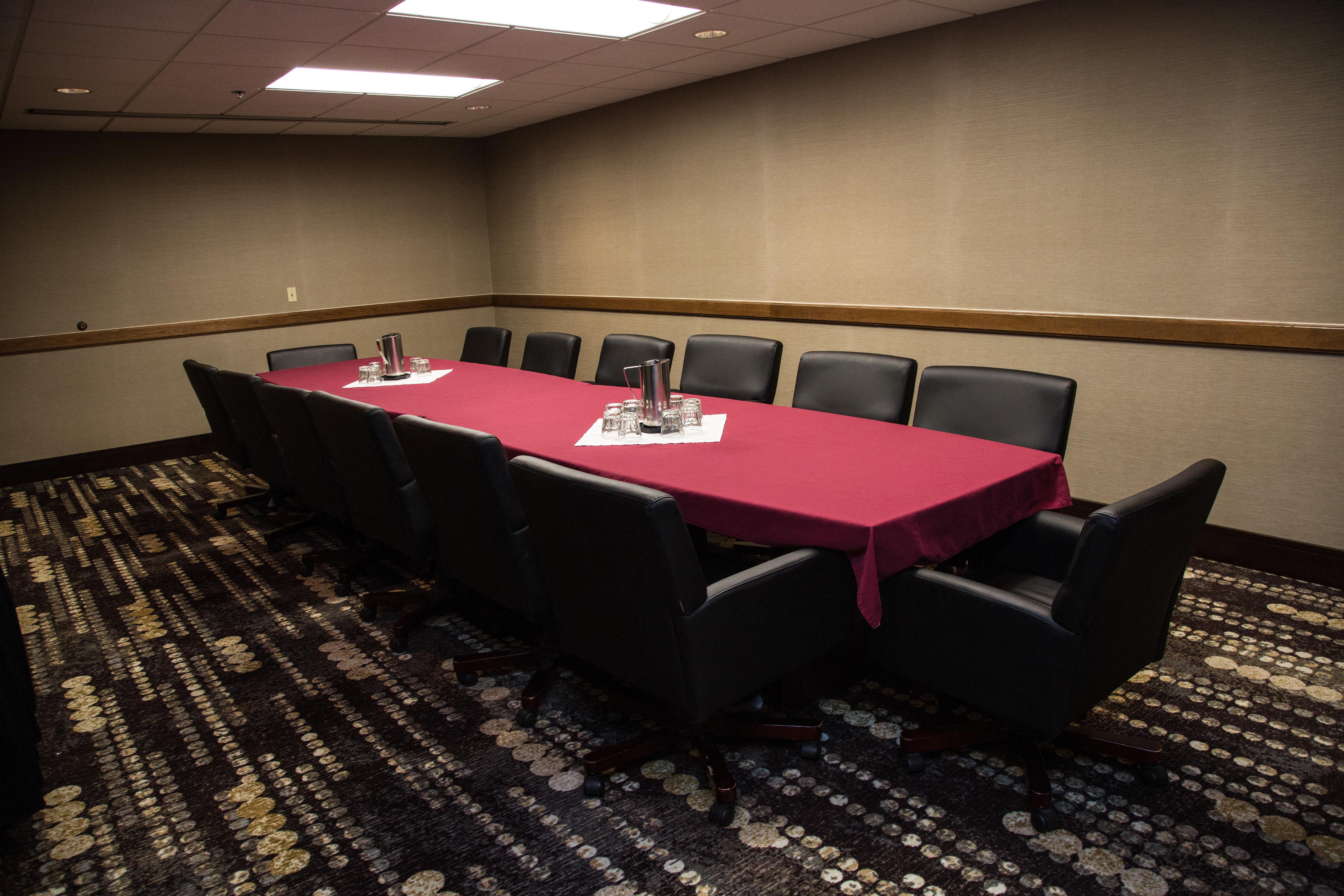 Doubletree By Hilton Rapid City Downtown Convention Center Eksteriør bilde