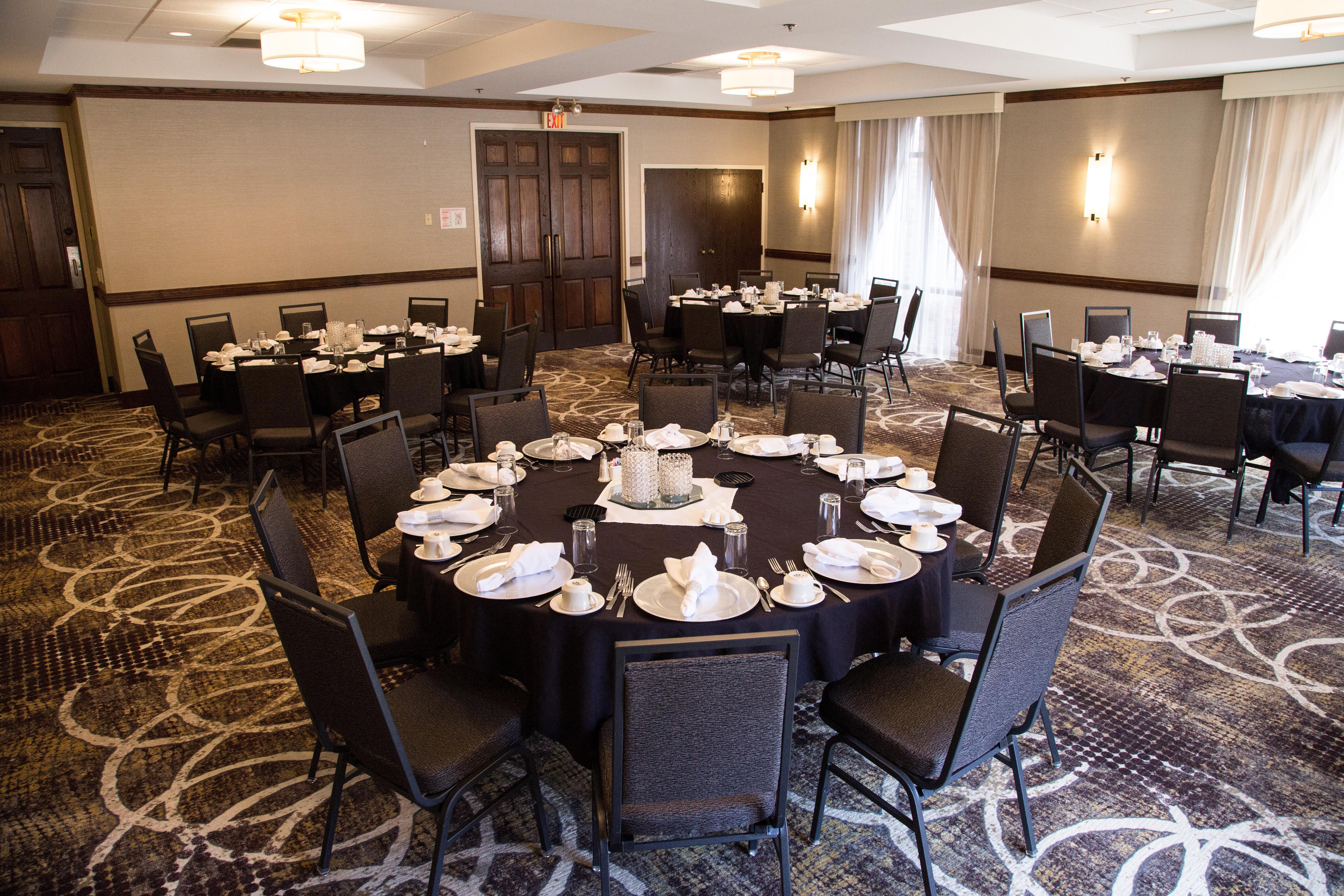 Doubletree By Hilton Rapid City Downtown Convention Center Eksteriør bilde